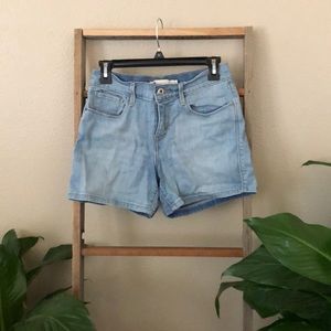 Levi shorts